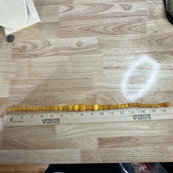 Vintage Bakelite Butterscotch Moonglow Graduate Bead 16 in Necklace 35g "AS IS" - Picture 7 of 15